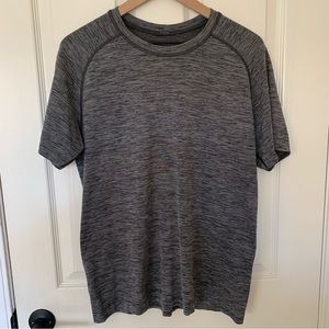 Lululemon Time To Get Dirty Men's Shirt Dark Grey Medium Activewear Vent Top